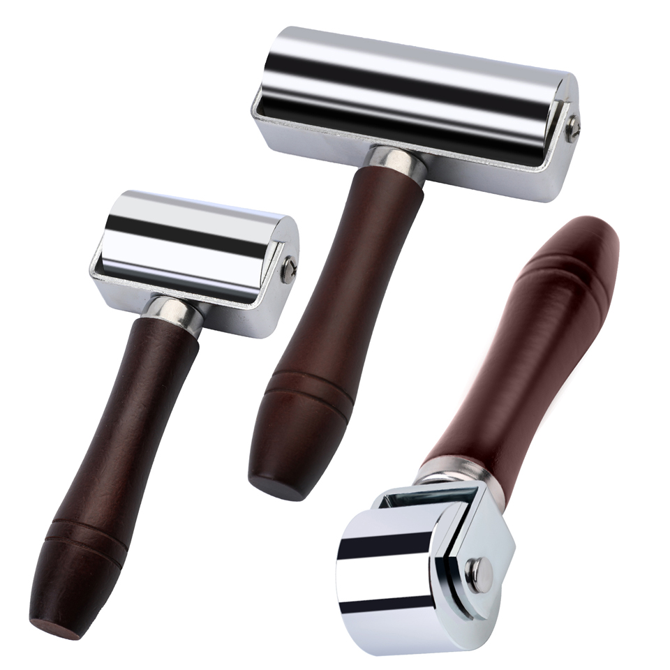 Lederen persrandroller met hou - Leatherwork Hand Press recensie en prijs