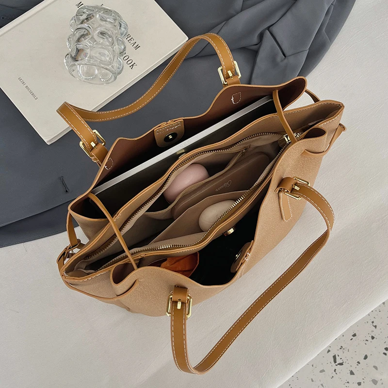 Luxe dames handtas met kwastje - Leatherwork Designs recensie en prijs